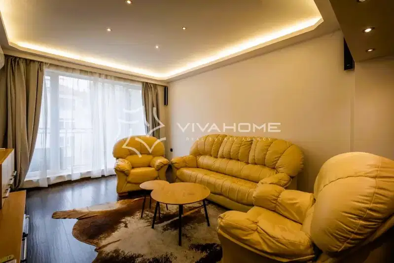 3-bedroom apartment in Varna, Centyr