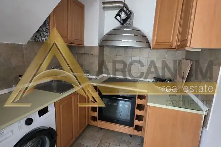 5-bedroom apartment in Varna, Centyr