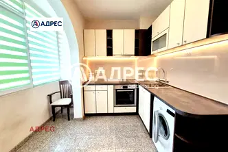 Двустаен апартамент в Чайка, Варна с тераса