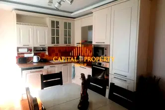 Тристаен апартамент с гараж в Чайка, Варна, близо до Морската