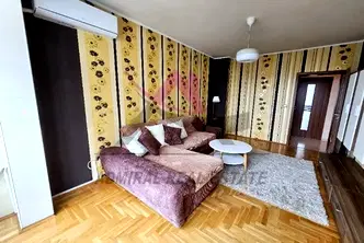 Тристаен апартамент с тераса в кв. Чайка, Варна