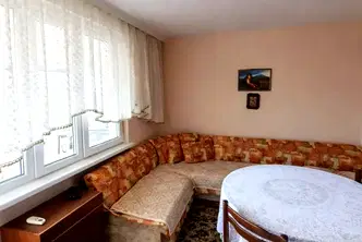 Тристаен апартамент в Чайка, Варна с асансьор и обновен
