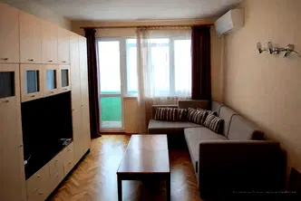 Тристаен апартамент в Чайка, Варна на първи етаж