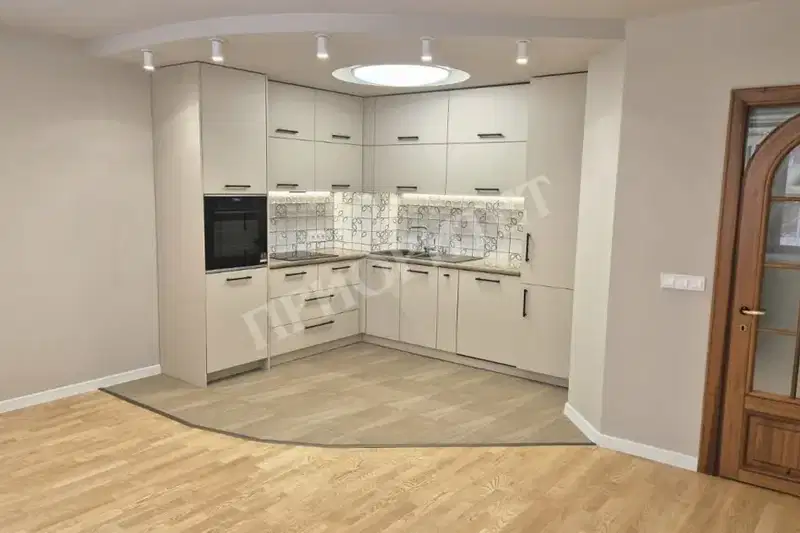 3-bedroom apartment in Varna, Chataldja