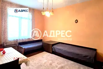 Тристаен апартамент в Чаталджа с близост до Медицински университет