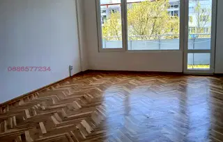 Тристаен апартамент с балкони в Цветен квартал, Варна