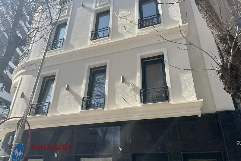 Three-room apartment with terrace in Varna, Festival Complex