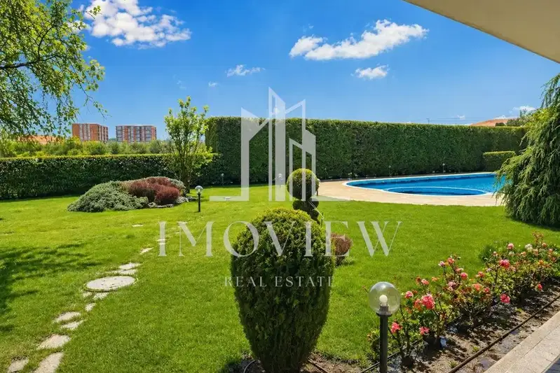 2-bedroom apartment in Varna, Galata
