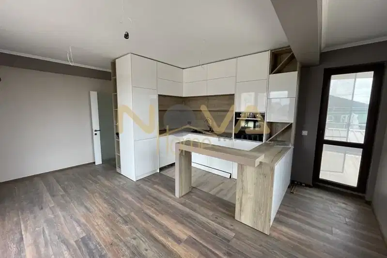3-bedroom apartment in Varna, Galata