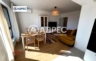 Тристаен апартамент във Варна, Галата