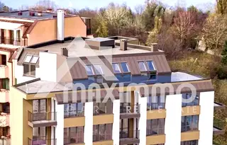 Тристаен апартамент с паркомясто в Галата, Варна