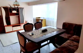Тристаен апартамент с тераса в Галата, Варна