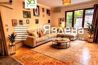 3-стаен апартамент в Гръцка махала, Варна с допълнителни помещения