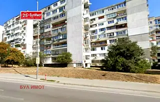 2-стаен апартамент с голям балкон в ХЕИ, Варна