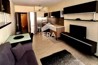 Двустаен апартамент с балкон в ХЕИ, Варна