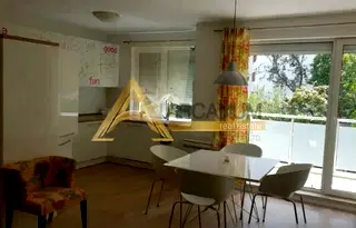 Тристаен апартамент с две тераси в ХЕИ, Варна