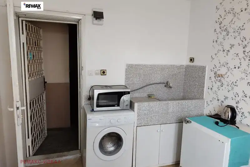 Таванска стая с южно изложение в Христо Ботев, Варна