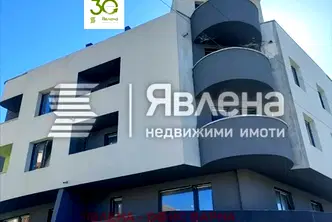 Тристаен апартамент с тераса в кв. Христо Ботев, Варна