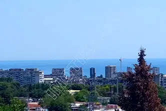 Двустаен апартамент с тераса в Изгрев, Варна с морска панорама