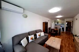 Тристаен апартамент във Варна, ЖП Гара
