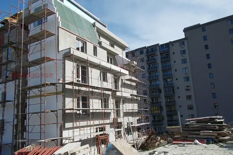 Просторен 2-стаен апартамент в Кайсиева градина, Варна