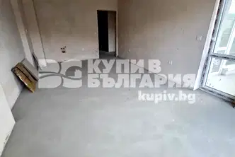 Двустаен апартамент с тераса в Кайсиева градина, Варна
