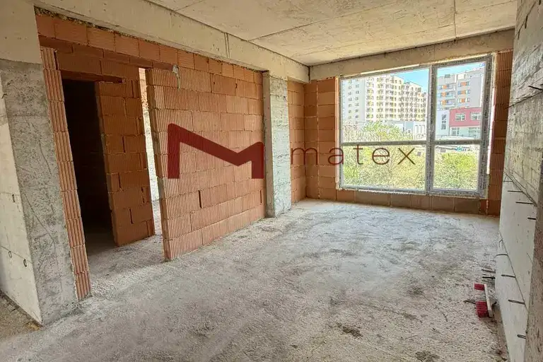 Three-room apartment with three terraces in Kaisieva Gradina, Varna