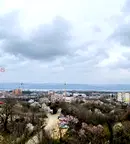 Тристаен апартамент с гледка към морето в Кайсиева градина, Варна