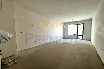Тристаен апартамент във Варна, Кайсиева градина