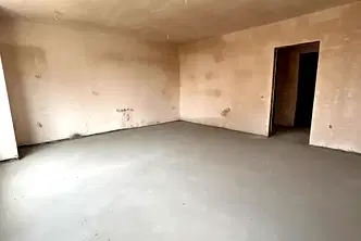 Едностаен апартамент в Колхозен пазар, Варна с балкон