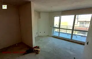 Едностаен апартамент с тераса в Колхозен пазар, Варна