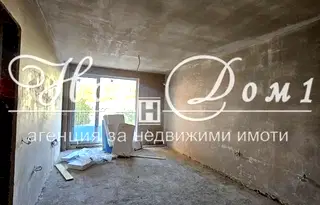 Двустаен апартамент в Колхозен пазар с тераса, Варна