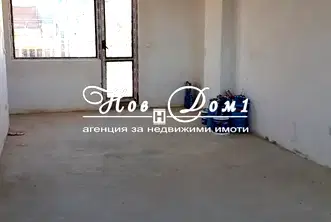Двустаен апартамент в Широк Център, Варна с тераса