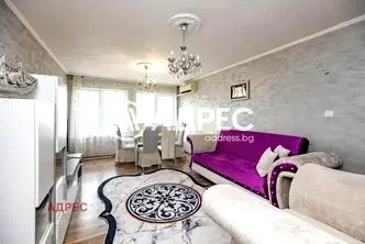 Тристаен апартамент във Варна, Колхозен пазар