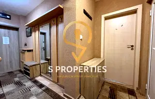 Тристаен апартамент с 4 отделни стаи в Колхозен пазар, Варна