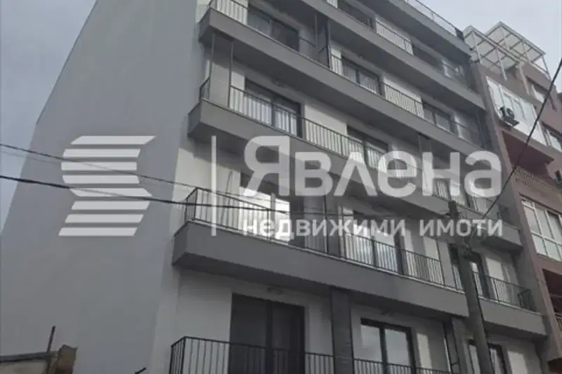 3-bedroom apartment in Varna, Kolhozen Pazar