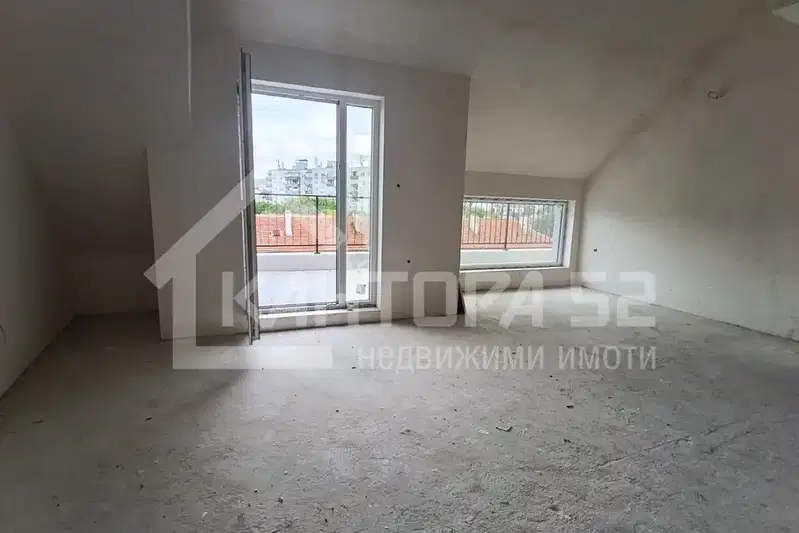 Мезонет с 3 стаи и морска панорама в Колхозен пазар, Варна