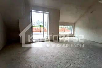 Мезонет с 3 стаи и морска панорама в Колхозен пазар, Варна