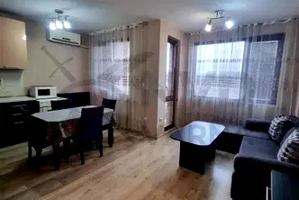Двустаен апартамент с тераса в Колхозен пазар, Варна
