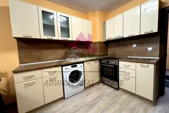 Двустаен апартамент с две тераси в Колхозен пазар, Варна