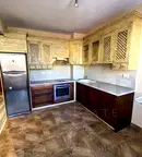 Тристаен апартамент с две тераси в Колхозен пазар, Варна