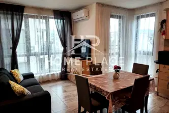 Тристаен апартамент с тераса в Колхозен пазар, Варна