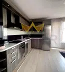 Тристаен апартамент с тераса в Колхозен пазар, Варна
