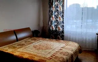 Просторен 4-стаен апартамент в Колхозен пазар, Варна