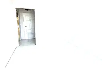 Двустаен апартамент в Левски 1 с тераса и асансьор