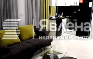 Двустаен апартамент с тераса в кв. Левски, Варна