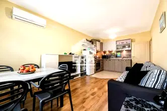 Тристаен апартамент с 3 тераси в Левски 1, Варна