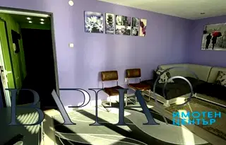 Двустаен апартамент с южно изложение в Левски 1, Варна