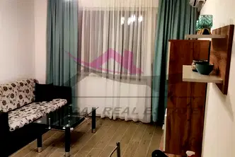 Двустаен апартамент в Левски с тераса във Варна