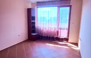 Двустаен апартамент с тераса в Левски 1, Варна